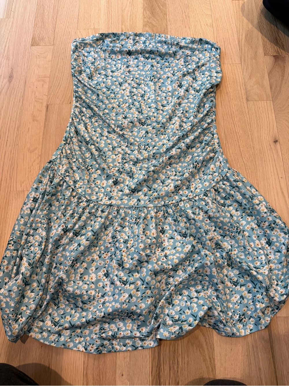 SHEIN Light Blue Floral Strapless Dress with Yellow Daisy Accents